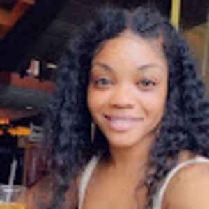 Meet your Posher, Nadine